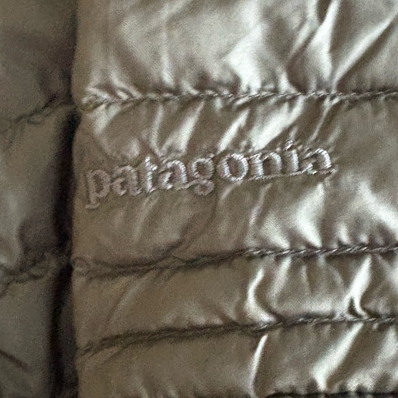 Patagonia Coastal Valley Down Collarless Goose Down Jacket Black Women SMALL - Picture 4 of 12